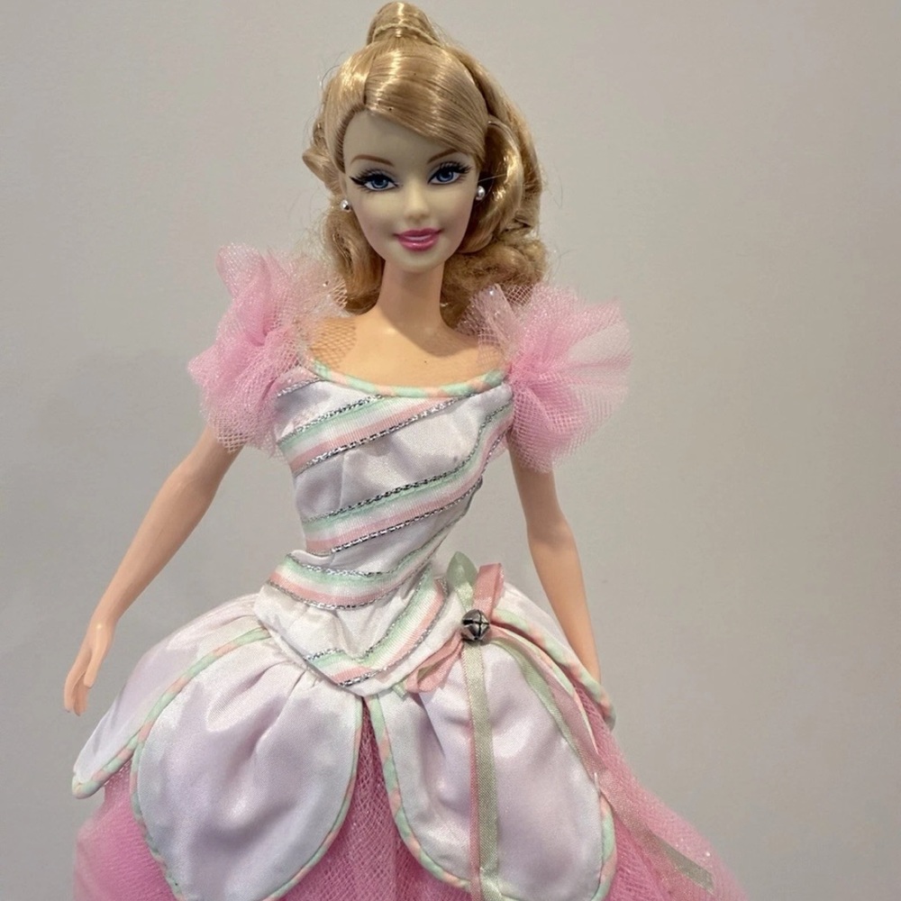 2/$50 vintage barbie doll 💕